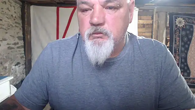 Newfiesausage1972 online show from June 21, 2026, 9:20 pm