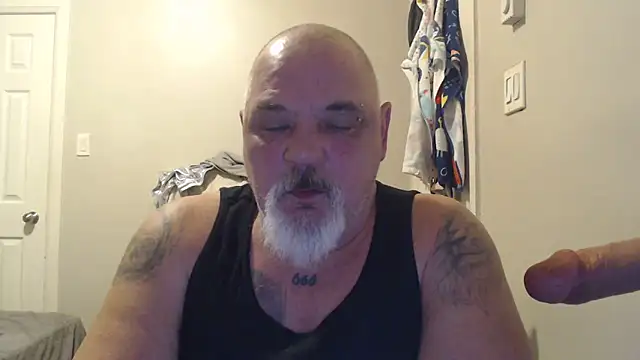 Snapshot of Newfiesausage1972 chatting on February 15, 2025, 9:28 pm Newfiesausage1972 online show from February 15, 2025, 9:28 pm