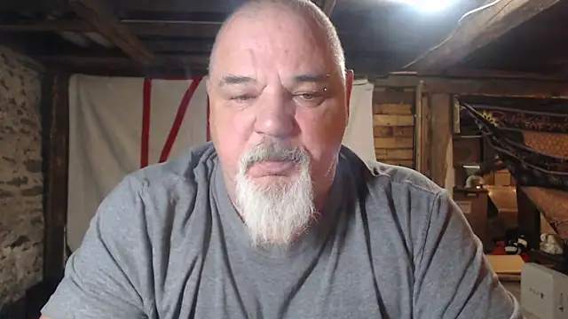 Snapshot of Newfiesausage1972 chatting on March 15, 2026, 11:17 am Newfiesausage1972 online show from March 15, 2026, 11:17 am