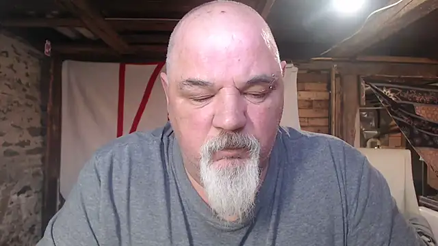 Snapshot of Newfiesausage1972 chatting on March 4, 2026, 1:30 pm Newfiesausage1972 online show from March 4, 2026, 1:30 pm