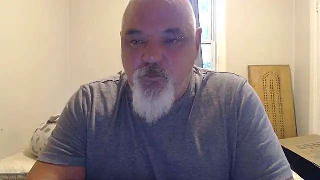 Snapshot of Newfiesausage1972 chatting on September 20, 2025, 10:37 pm Newfiesausage1972 online show from September 20, 2025, 10:37 pm