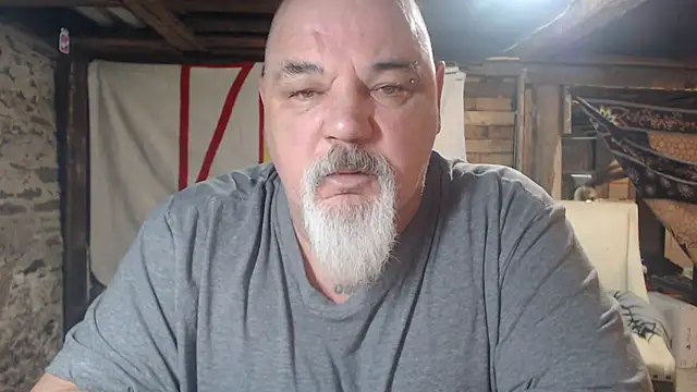 Snapshot of Newfiesausage1972 chatting on March 3, 2026, 8:54 am Newfiesausage1972 online show from March 3, 2026, 8:54 am