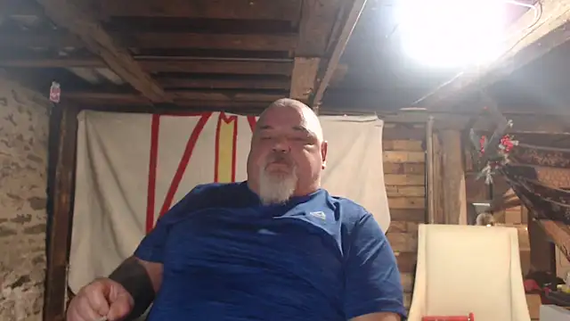 Snapshot of Newfiesausage1972 chatting on February 7, 2026, 10:23 am Newfiesausage1972 online show from February 7, 2026, 10:23 am