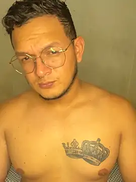 LATIN010 online show from September 9, 2025, 5:44 pm