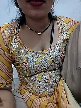 Snapshot of Simaran_bhabhi chatting on July 10, 2026, 2:28 pm Simaran bhabhi online show from July 10, 2026, 2:28 pm
