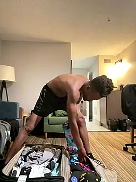 1BeautyN1Beast online show from November 3, 2025, 7:28 pm