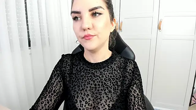 Snapshot of EnygmaVane chatting on February 26, 2025, 1:32 pm EnygmaVane online show from February 26, 2025, 1:32 pm