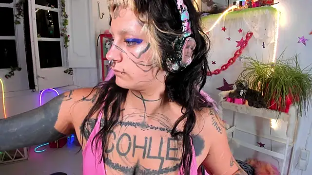 Snapshot of lady_sontse_ chatting on May 27, 2026, 8:27 pm lady sontse online show from May 27, 2026, 8:27 pm