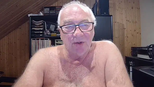 biggandybig online show from September 28, 2025, 2:18 am