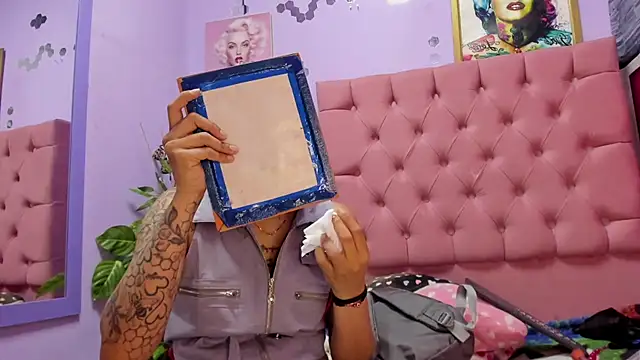 Snapshot of Yaumiko chatting on November 25, 2025, 12:16 pm Yaumiko online show from November 25, 2025, 12:16 pm