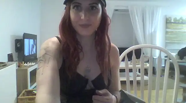 serenityvelvet online show from February 26, 2025, 4:19 am