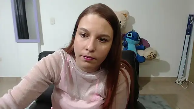 Snapshot of alexia_87 chatting on February 14, 2025, 3:54 am alexia 87 online show from February 14, 2025, 3:54 am