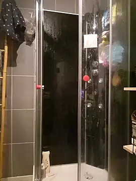 RomWoolf online show from January 11, 2025, 4:48 am