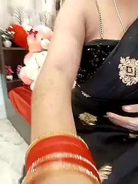 Divya girl online show from October 19, 2025, 7:33 am