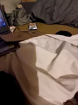 nuttinbuttcock69 online show from May 13, 2026, 5:53 pm