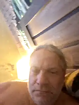 nuttinbuttcock69 online show from May 4, 2026, 12:52 pm
