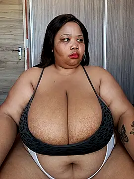Snapshot of XXSEXYBBW94 chatting on September 18, 2025, 7:22 am XXSEXYBBW94 online show from September 18, 2025, 7:22 am