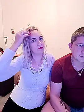 Snapshot of leplaisirdudesir chatting on December 17, 2024, 9:07 am leplaisirdudesir online show from December 17, 2024, 9:07 am