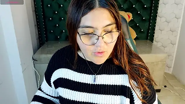 Snapshot of conniejames_m chatting on July 28, 2026, 1:10 pm conniejames m online show from July 28, 2026, 1:10 pm