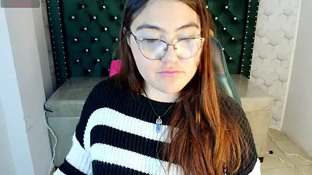 Snapshot of conniejames_m chatting on July 28, 2026, 3:21 pm conniejames m online show from July 28, 2026, 3:21 pm