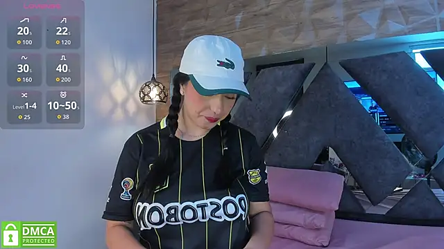 Snapshot of Venus_velez_ chatting on December 14, 2025, 1:28 pm Venus velez online show from December 14, 2025, 1:28 pm