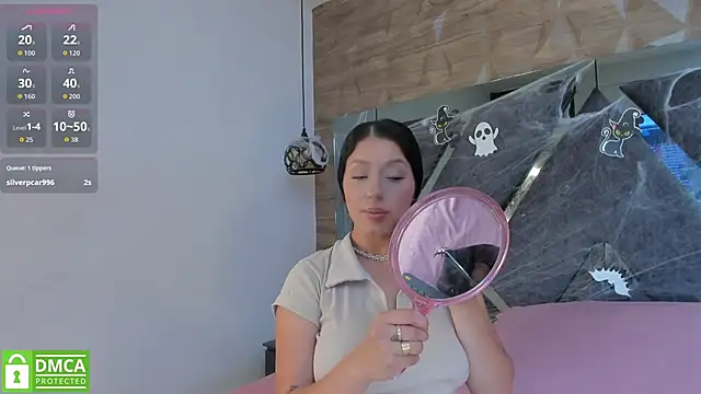 Snapshot of Venus_velez_ chatting on October 26, 2025, 1:33 pm Venus velez online show from October 26, 2025, 1:33 pm