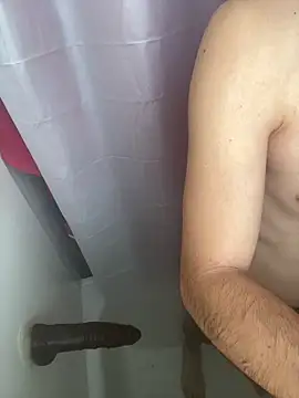 Snapshot of Chuckie_999 chatting on December 15, 2025, 11:20 pm Chuckie 999 online show from December 15, 2025, 11:20 pm