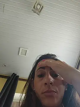 Snapshot of Brunna_Ella chatting on May 7, 2026, 6:00 pm Brunna Ella online show from May 7, 2026, 6:00 pm
