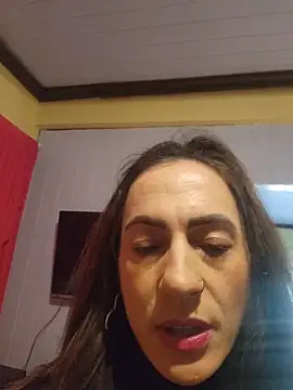 Snapshot of Brunna_Ella chatting on June 18, 2026, 5:40 pm Brunna Ella online show from June 18, 2026, 5:40 pm