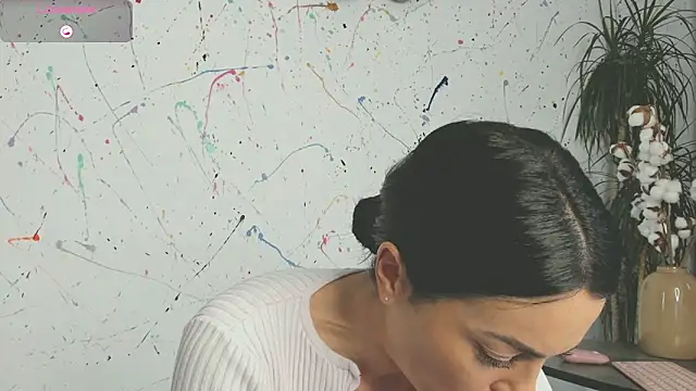 Snapshot of sonia_esd chatting on December 3, 2025, 7:41 am sonia esd online show from December 3, 2025, 7:41 am