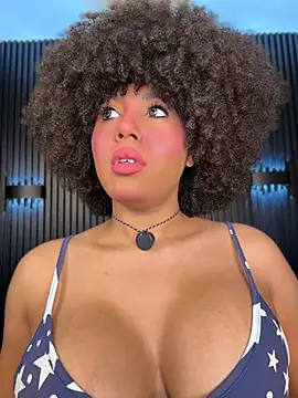 Snapshot of kendall_coxx chatting on June 19, 2026, 7:36 am kendall coxx online show from June 19, 2026, 7:36 am
