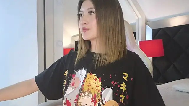 Snapshot of Angela_Torres_ chatting on October 13, 2025, 3:35 pm Angela Torres online show from October 13, 2025, 3:35 pm