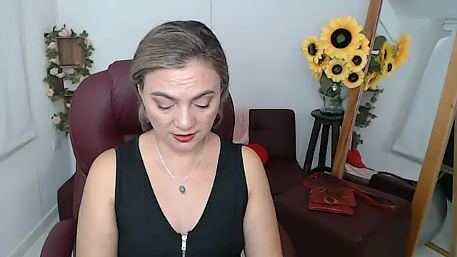 Snapshot of ana_milf chatting on June 4, 2026, 2:11 pm ana milf online show from June 4, 2026, 2:11 pm