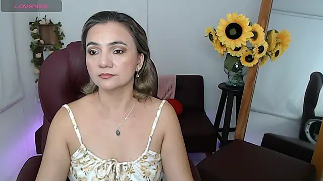 Snapshot of ana_milf chatting on July 31, 2026, 2:47 pm ana milf online show from July 31, 2026, 2:47 pm