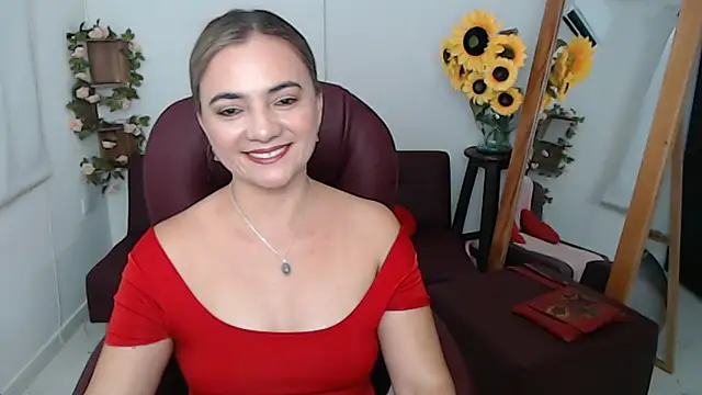 Snapshot of ana_milf chatting on June 3, 2026, 2:33 pm ana milf online show from June 3, 2026, 2:33 pm