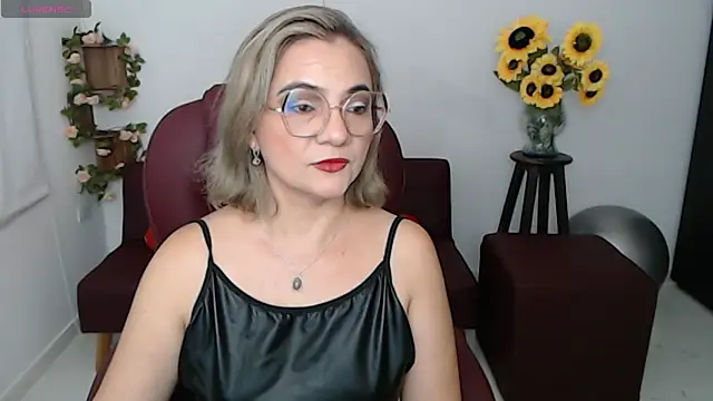 ana milf online show from May 1, 2026, 2:00 pm