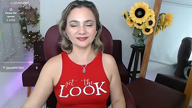 Snapshot of ana_milf chatting on July 28, 2026, 8:52 pm ana milf online show from July 28, 2026, 8:52 pm