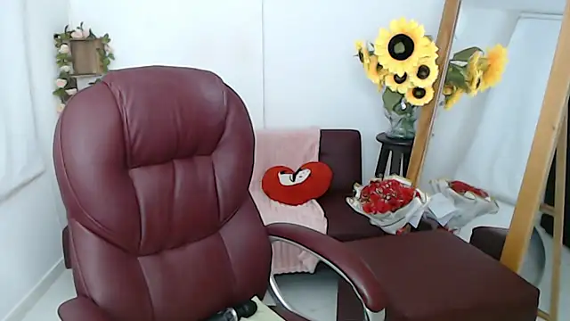 Snapshot of ana_milf chatting on July 16, 2026, 2:25 pm ana milf online show from July 16, 2026, 2:25 pm