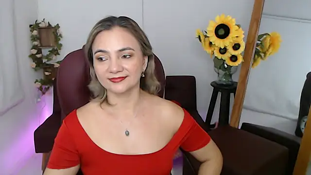 Snapshot of ana_milf chatting on July 8, 2026, 1:56 pm ana milf online show from July 8, 2026, 1:56 pm