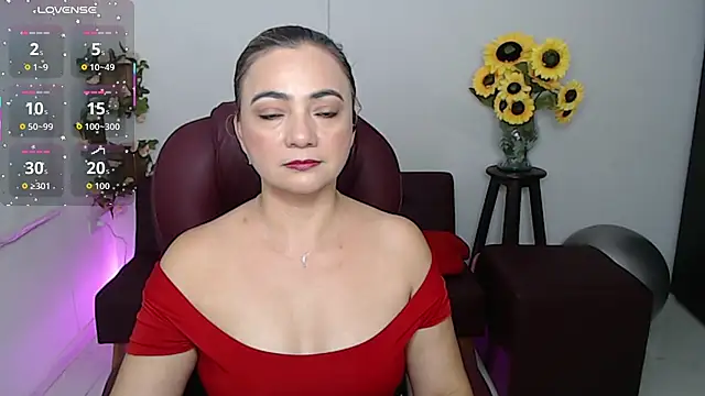 ana milf online show from March 28, 2026, 1:56 pm