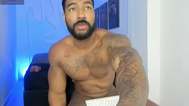 Xander Str0ng online show from October 17, 2025, 1:13 pm