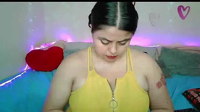 celestehot707rs online show from March 18, 2025, 10:48 pm