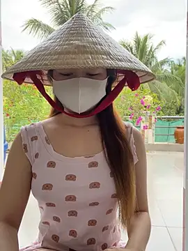 Snapshot of BabyThree_ chatting on October 26, 2025, 7:53 am BabyThree online show from October 26, 2025, 7:53 am