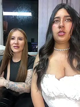 Snapshot of serenna_se chatting on March 4, 2026, 11:45 pm serenna se online show from March 4, 2026, 11:45 pm