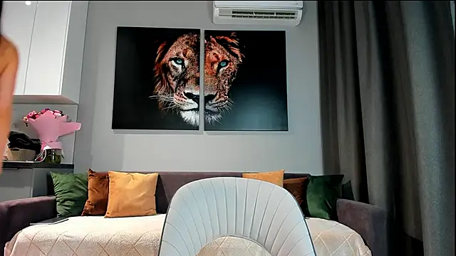 Snapshot of Super_Suka chatting on November 23, 2025, 2:27 pm Super Suka online show from November 23, 2025, 2:27 pm