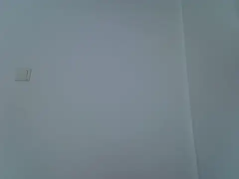 laetitia  online show from November 24, 2025, 5:57 pm