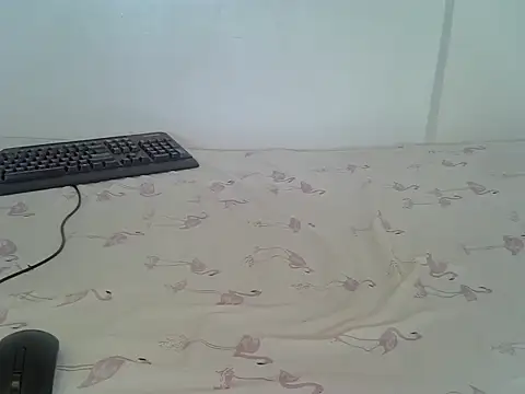 Snapshot of laetitia_ chatting on July 1, 2026, 11:10 am laetitia online show from July 1, 2026, 11:10 am