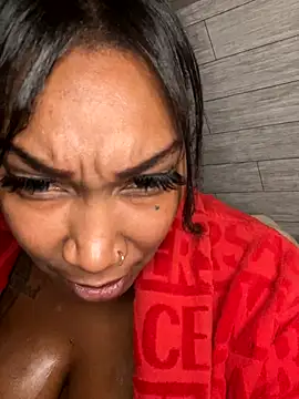 Snapshot of CUMQUEEN-XXX69 chatting on September 24, 2025, 4:52 am CUMQUEEN-XXX69 online show from September 24, 2025, 4:52 am