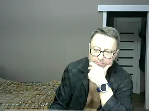 HarrySnake online show from January 19, 2025, 9:02 pm