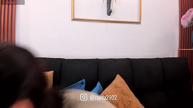 Snapshot of Zayda_1 chatting on October 23, 2025, 6:17 pm Zayda 1 online show from October 23, 2025, 6:17 pm